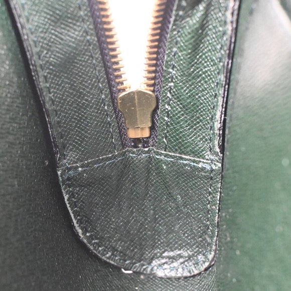 LOUIS VUITTON LV Logo Baikal Clutch Hand Bag Taiga Leather Epicea - Picture 3 of 14